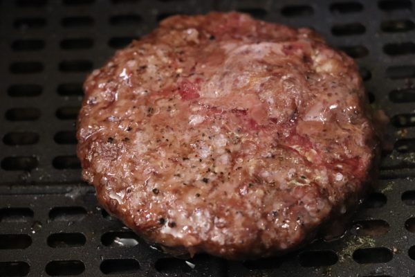 Hamburger húspogácsa airfryerben sütve