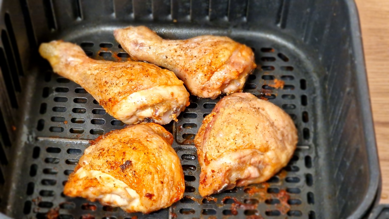 Air fryer csirkecomb