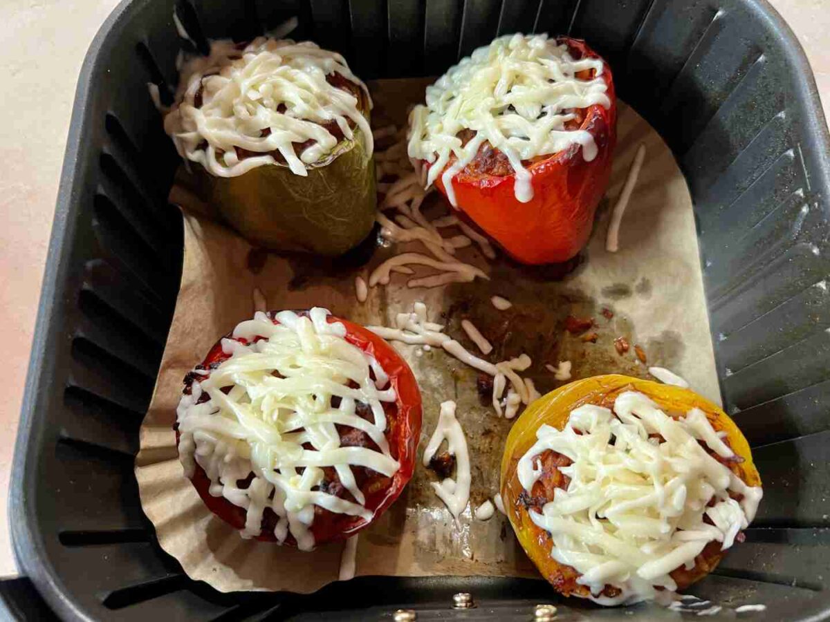Töltött kaliforniai paprika airfryerben - Forrólevegős-fritőz