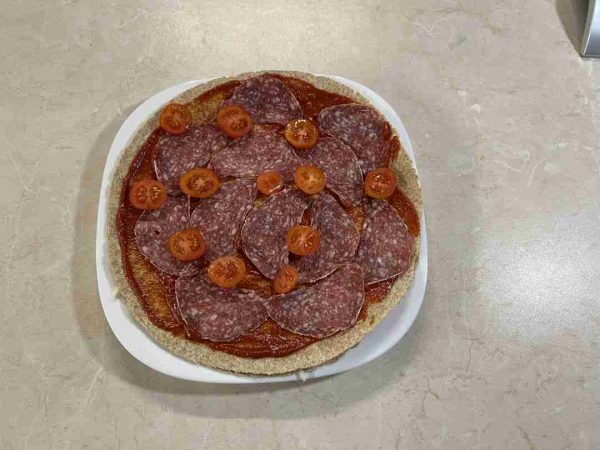 hamis pizza tortillalapból airfryerben