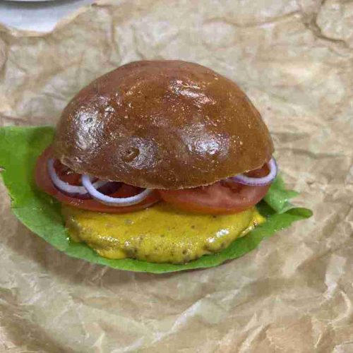 sajtburger fagyasztott hamburgerhúsból airfryerben