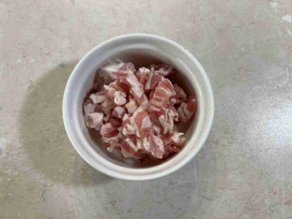 bacon darabok