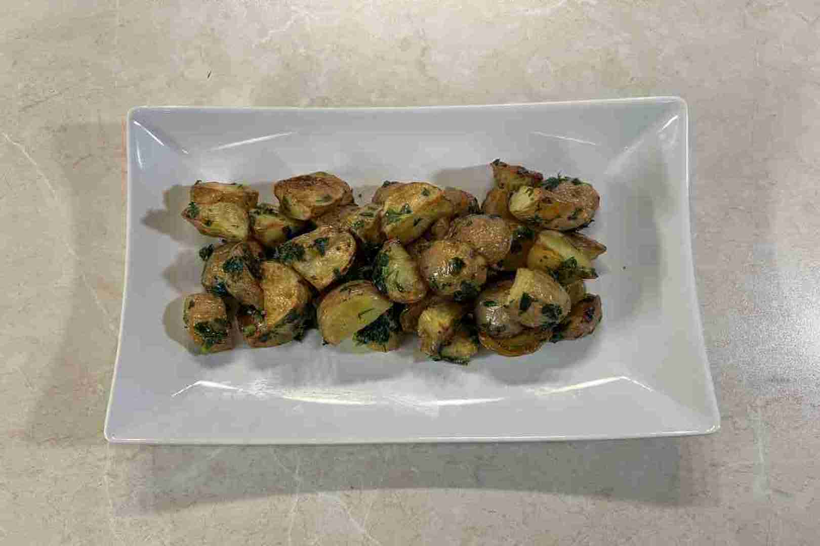 petrezselymes újburgonya airfryerben