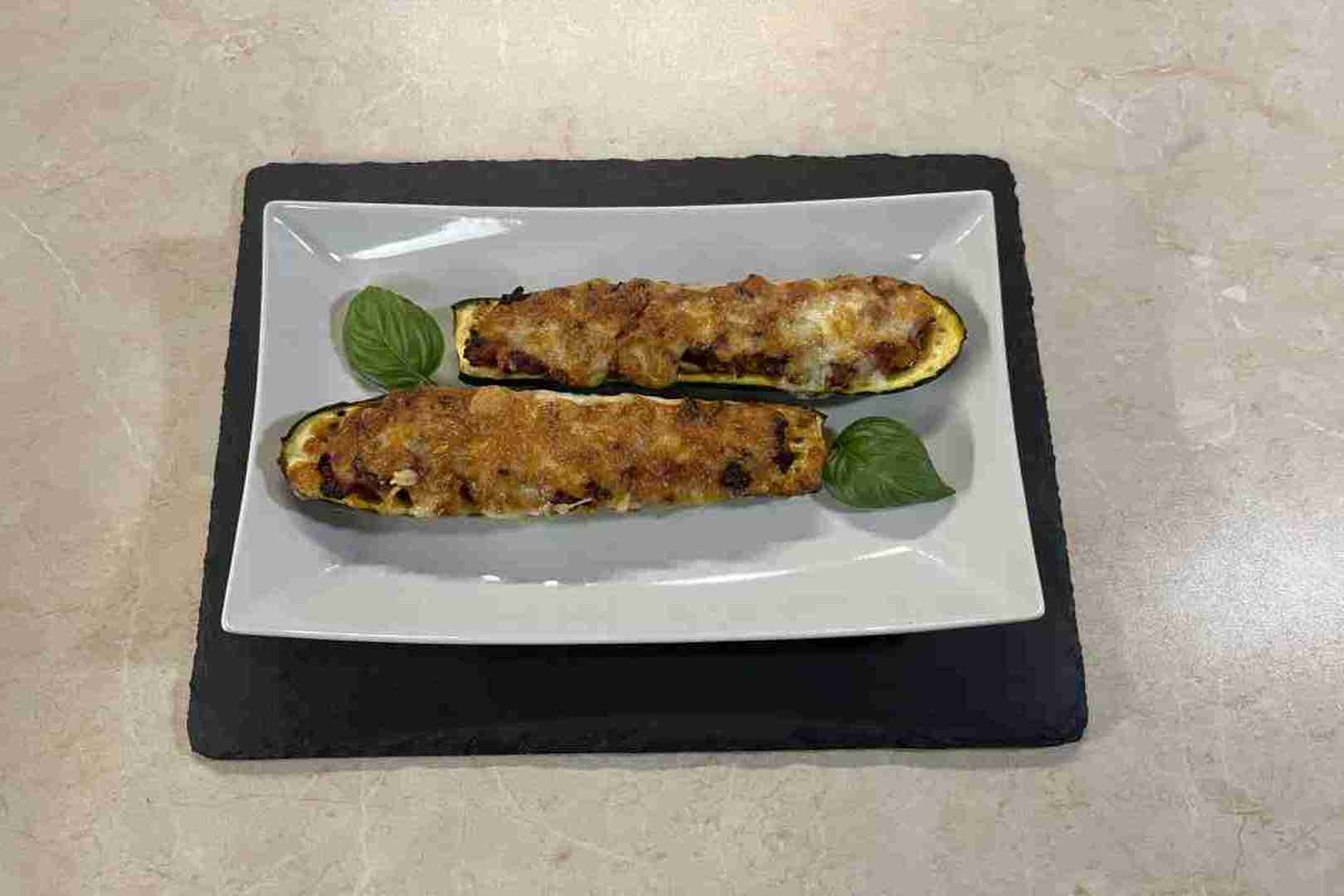 töltött cukkini airfryerben